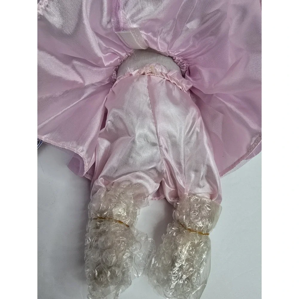 Cathay‎ Collection Porcelain Doll 